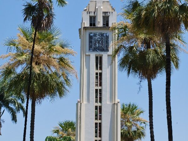 Prefeitura do Crato realiza restauração do relógio histórico da Praça Francisco Sá